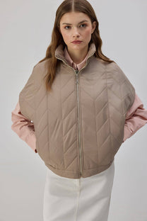 Gilet trapuntato imbottito color visone da donna
