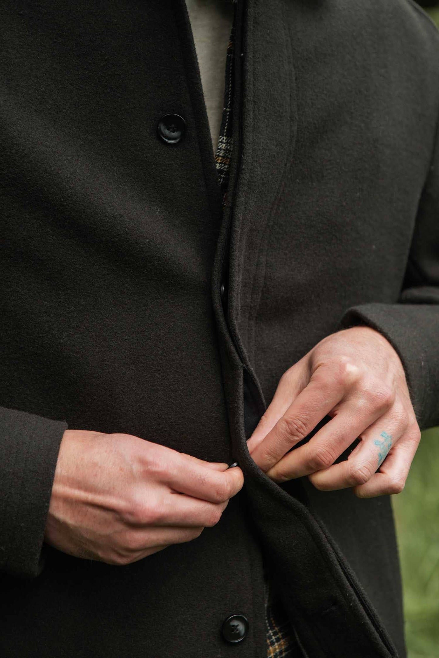 Cappotto corto Clive in lana verde salvia scuro