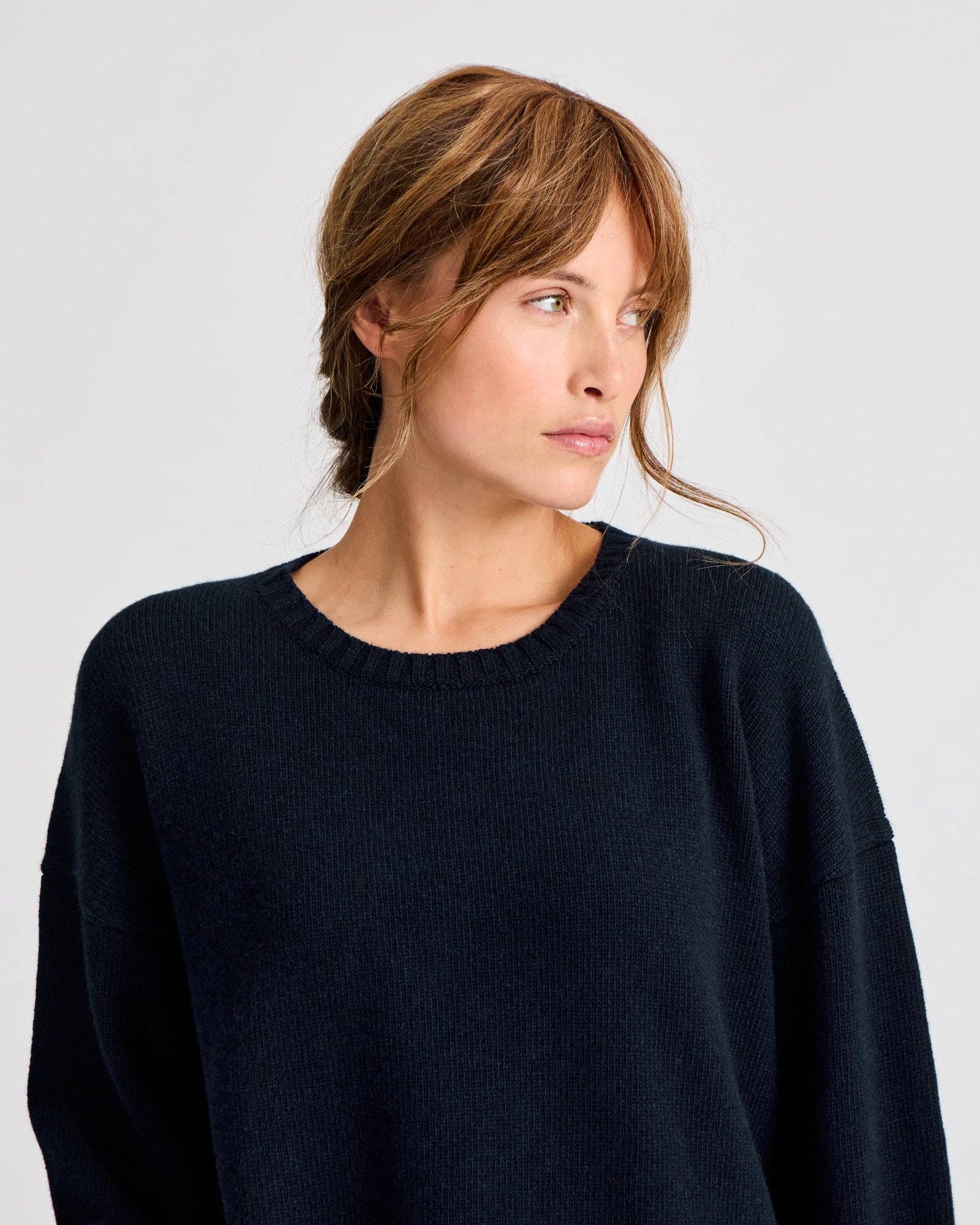 Maglione Emely in lana d’agnello biologica GOTS blu notte