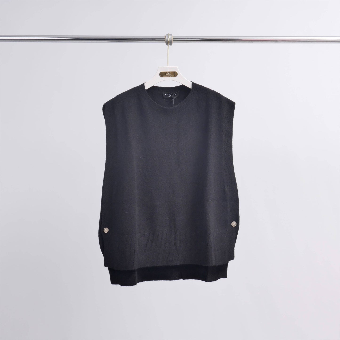Poncho senza maniche in maglia strutturata con girocollo