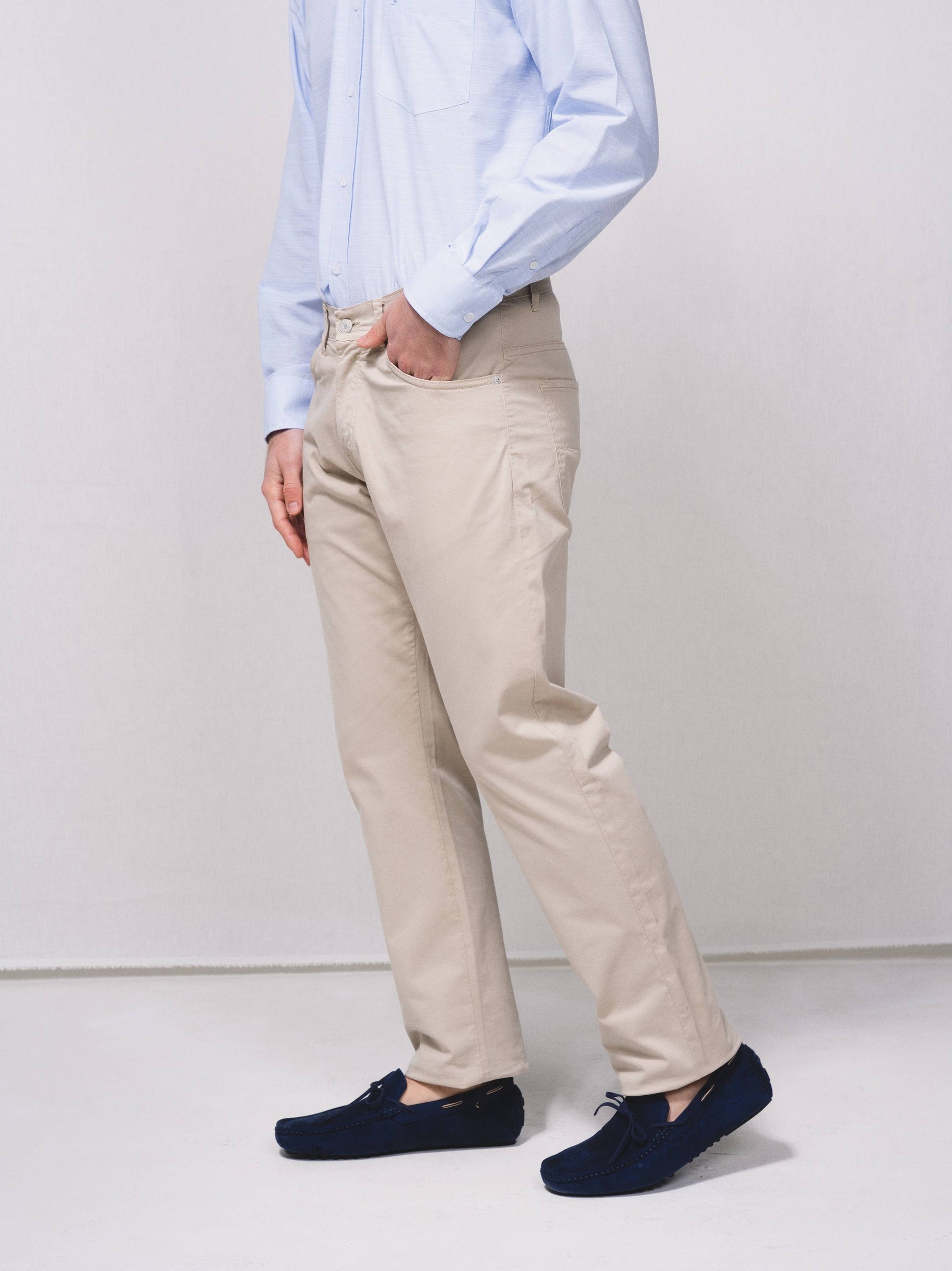 Pantaloni chino regular fit a cinque tasche