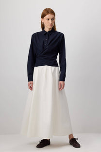 Camicia avvolgente in popeline blu navy in misto cotone