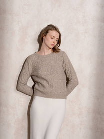 Maglione girocollo a trecce in maglia