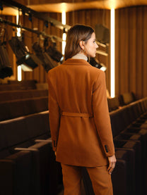Blazer con cintura in velluto a coste