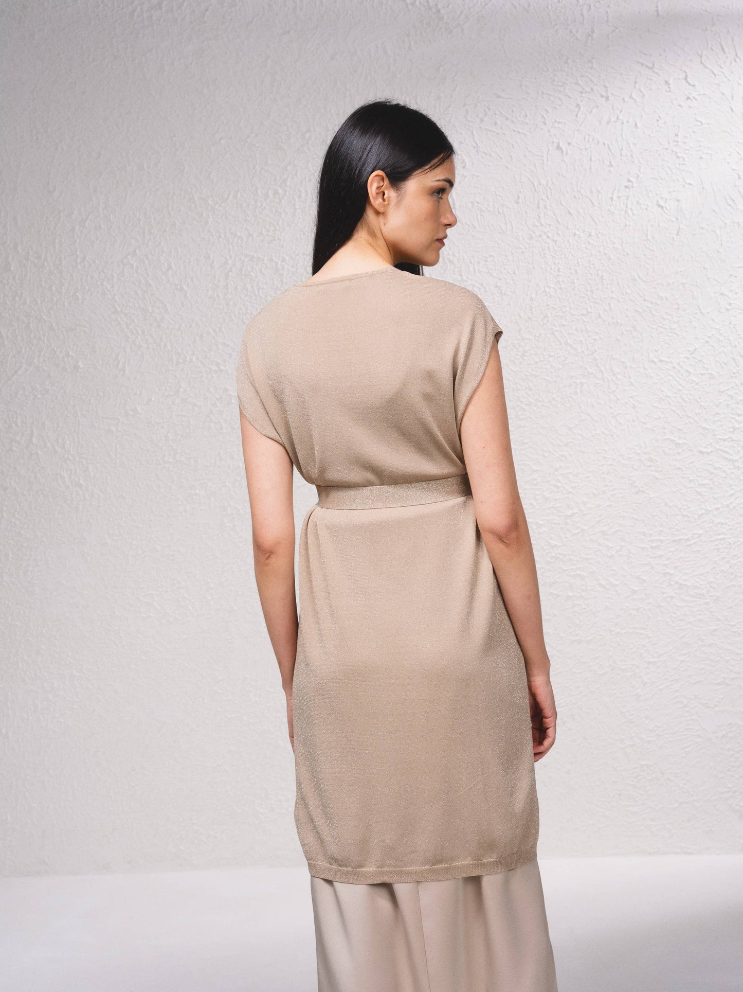 Gilet lungo in rete metallica con cintura