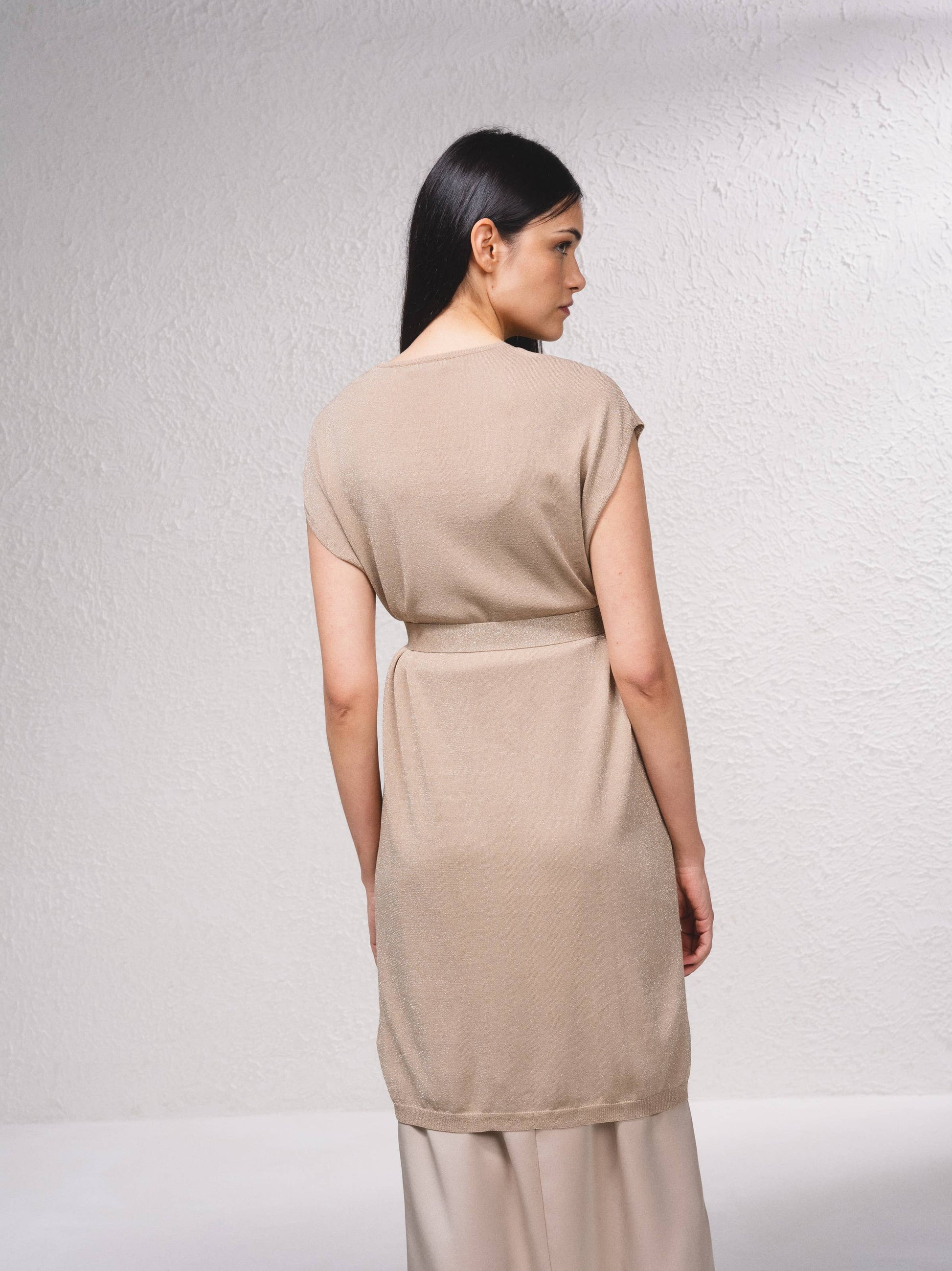 Gilet lungo in rete metallica con cintura