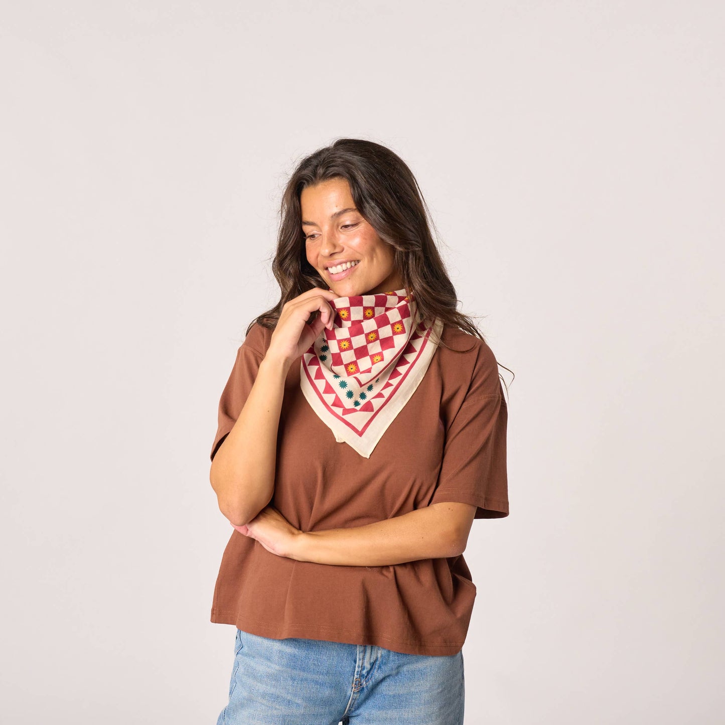 Foulard piccolo in cotone biologico con stampa grafica ecru
