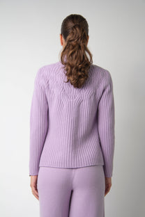 Maglione a collo alto in misto cashmere con trecce 3D