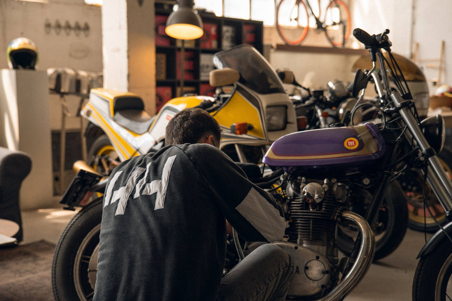 Felpa girocollo racing in cotone biologico