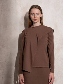 Maglione in maglia con sciarpa abbinata