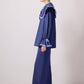 Camicia blu navy con maxi colletto a contrasto e volant