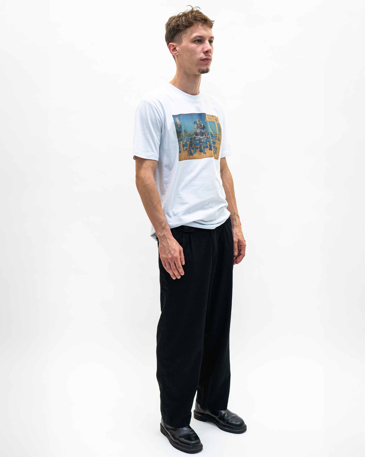 T-shirt unisex Showtime con stampa giapponese