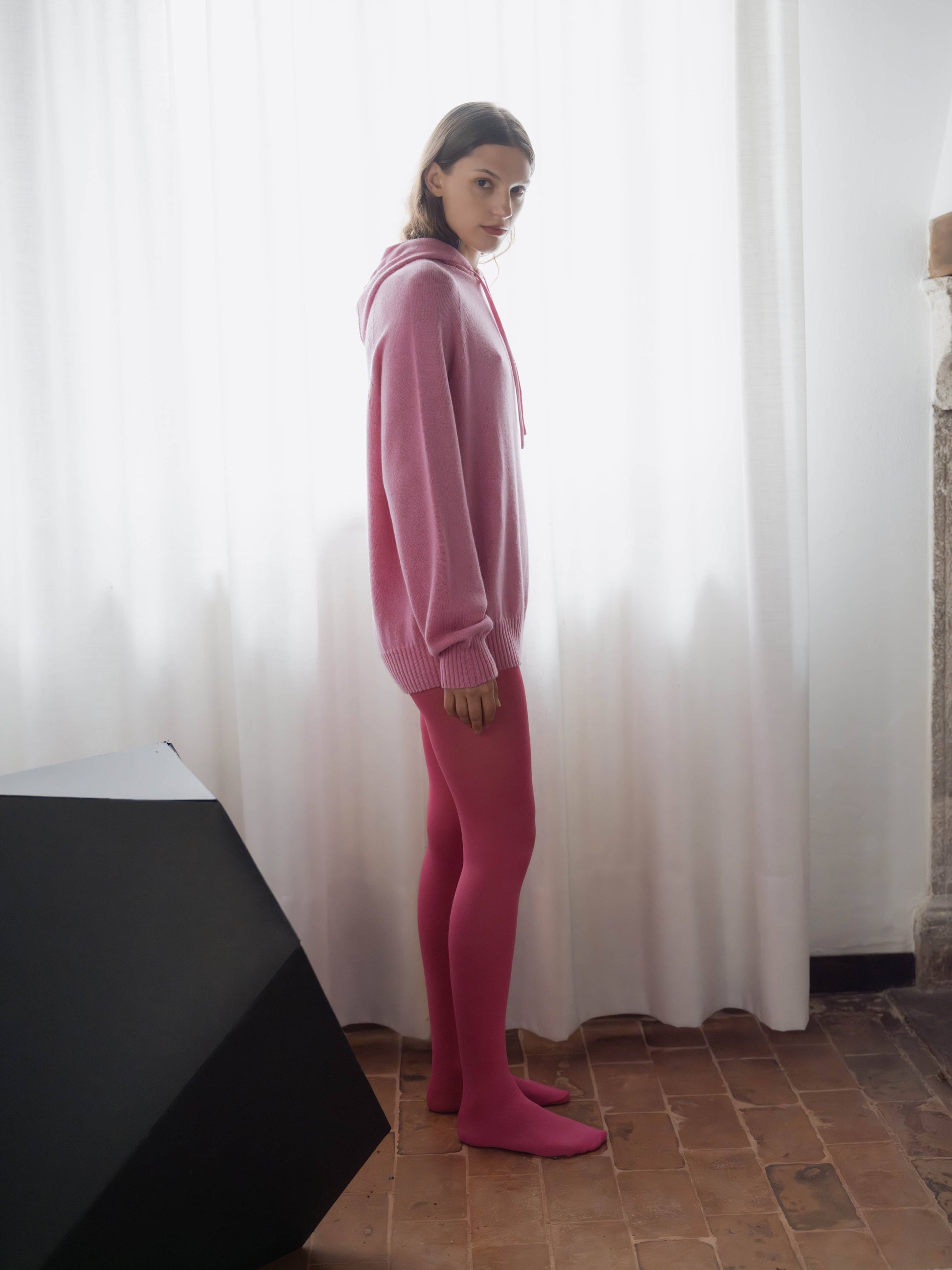 Maxi felpa con cappuccio in puro cashmere unisex (3D knit)
