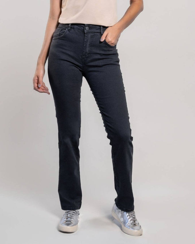 Jeans neri elasticizzati a gamba dritta