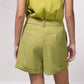 Shorts bermuda a vita alta con bottoni