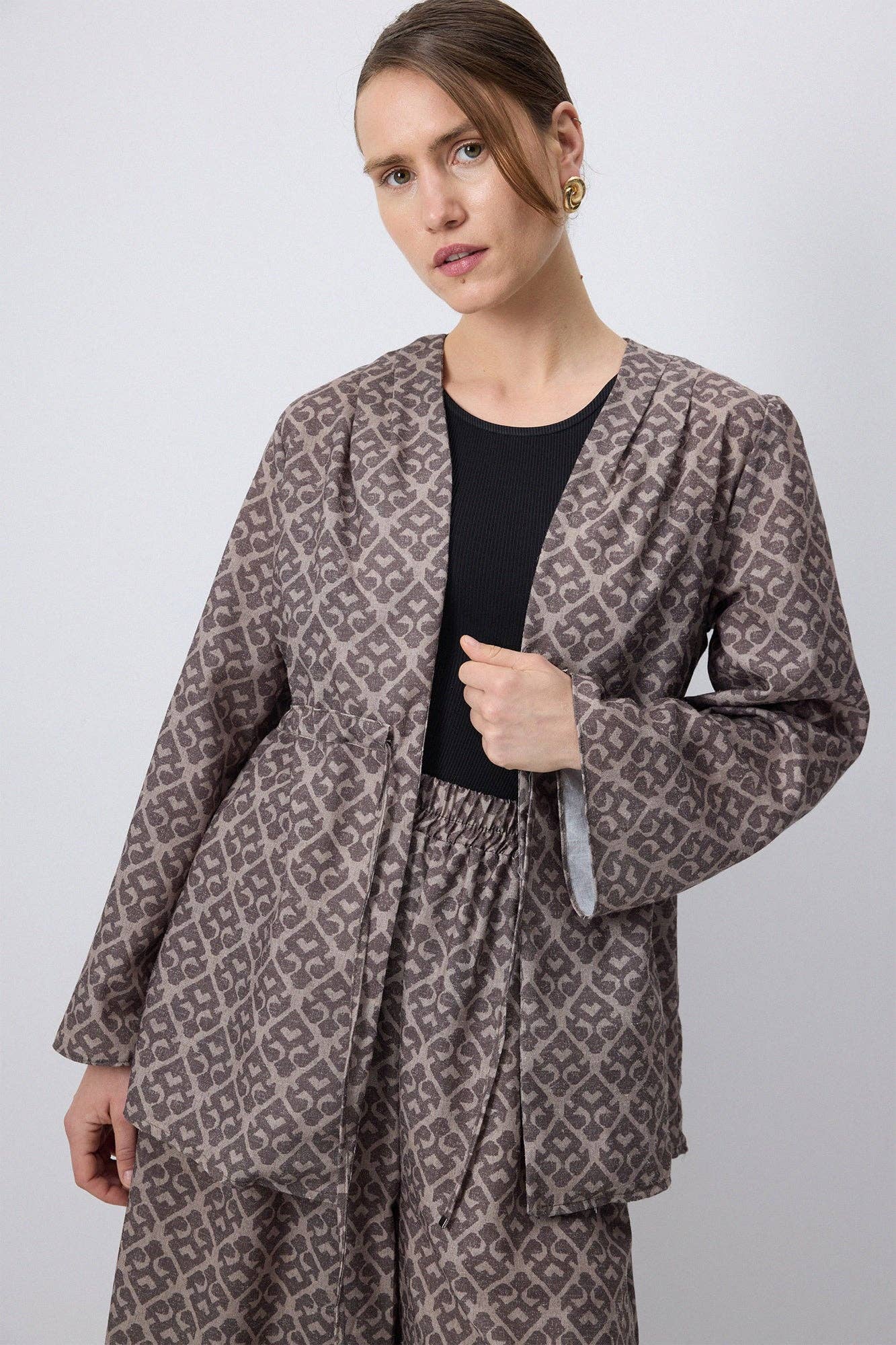 Set kimono e pantaloni culotte a fantasia