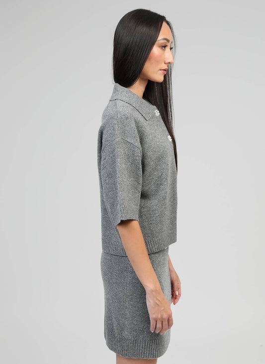 Maglione Norea grigio con colletto polo e bottoni gioiello