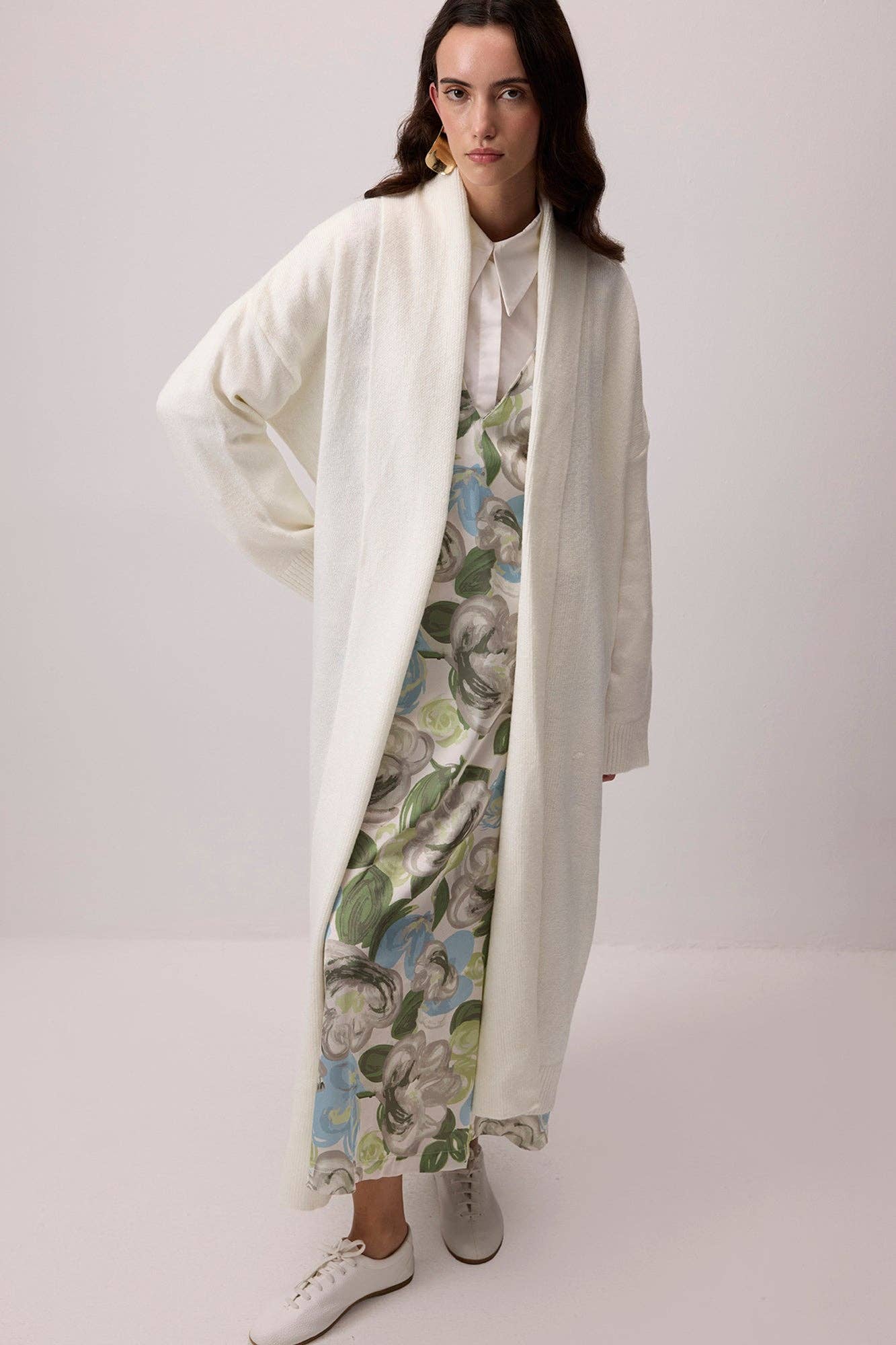 Cardigan lungo in maglia panna