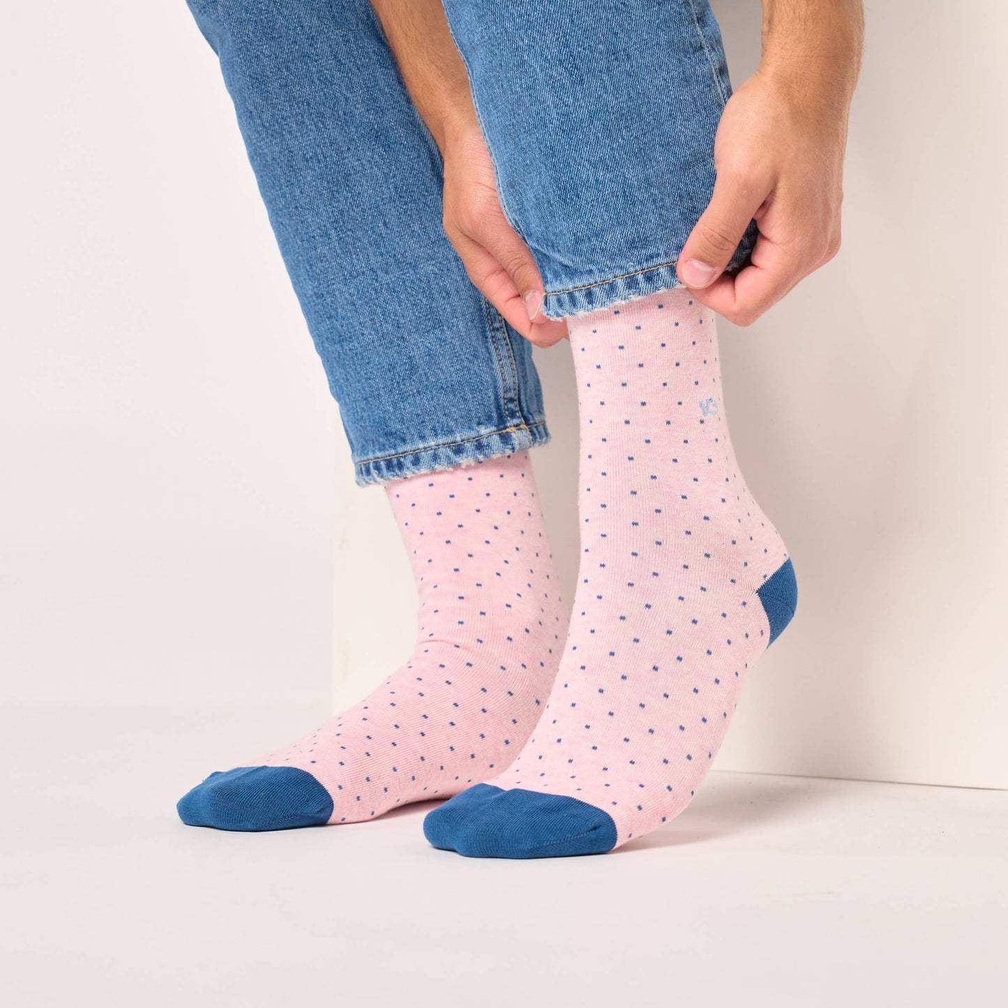 Calzini in cotone pettinato a pois rosa