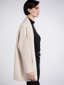 Cardigan in maglia beige oversize