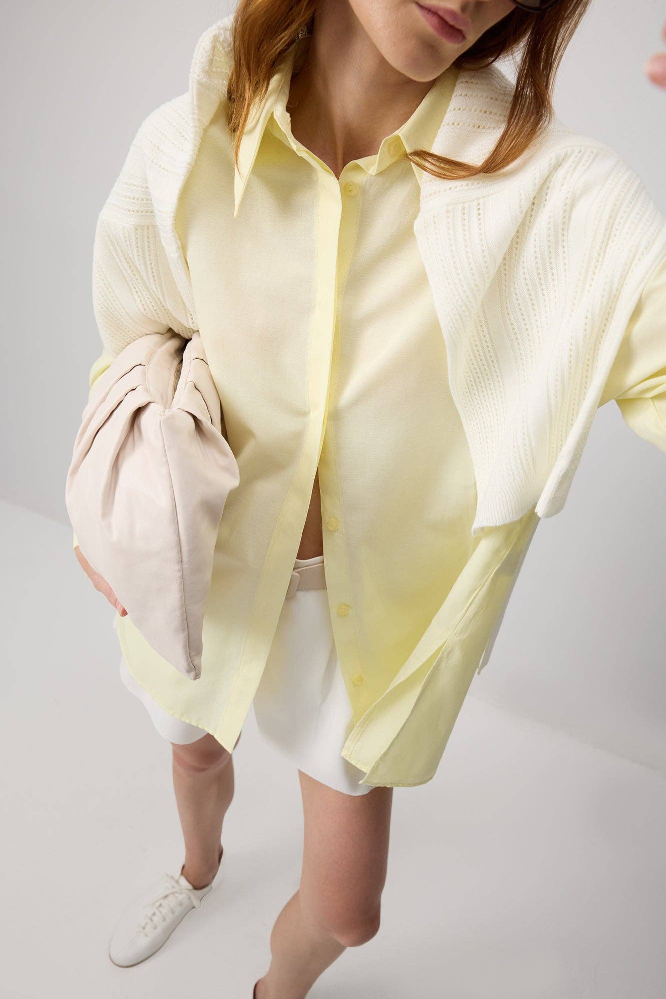 Camicia in popeline con polsini ampi