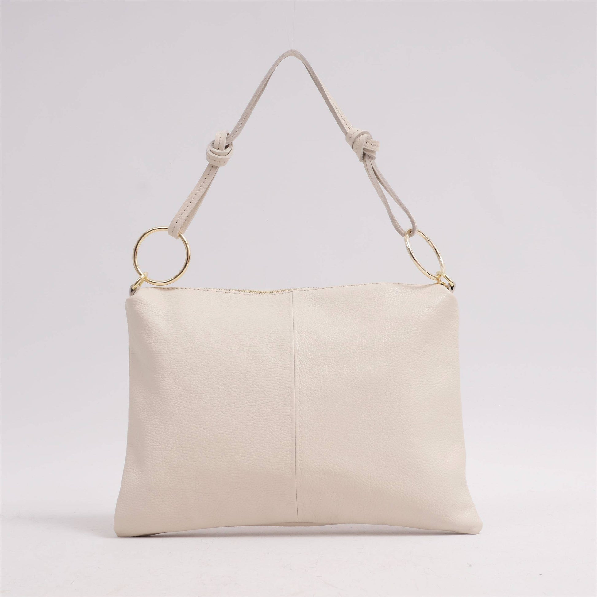 Borsa a spalla in pelle con anelli metallici