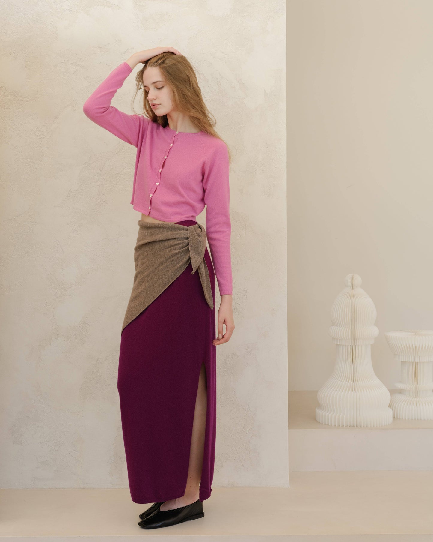 Gonna lunga a vita alta in misto cashmere con spacco laterale in maglia 3D