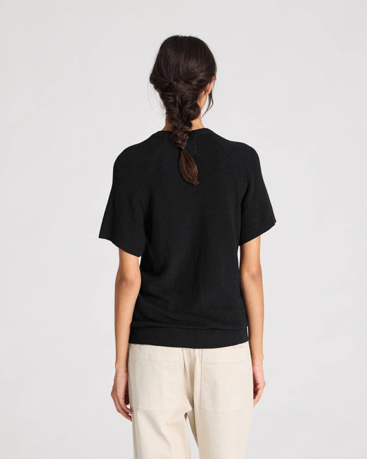 T-shirt in maglia Karen in cotone biologico nero