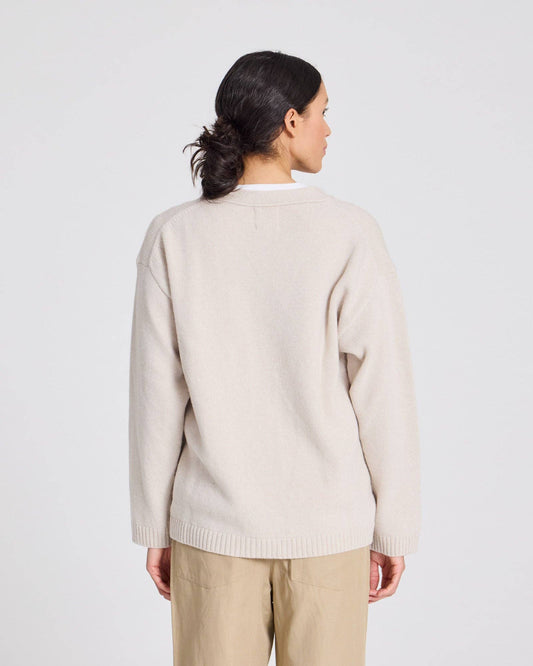 Cardigan Edith in lana d’agnello con bottoni