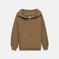 Maglione in maglia con cappuccio e scollo off-shoulder