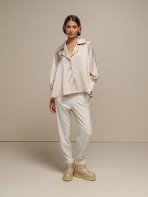 Tunica satinata oversize con bottoni