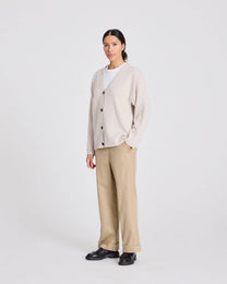Cardigan Edith in lana d’agnello con bottoni