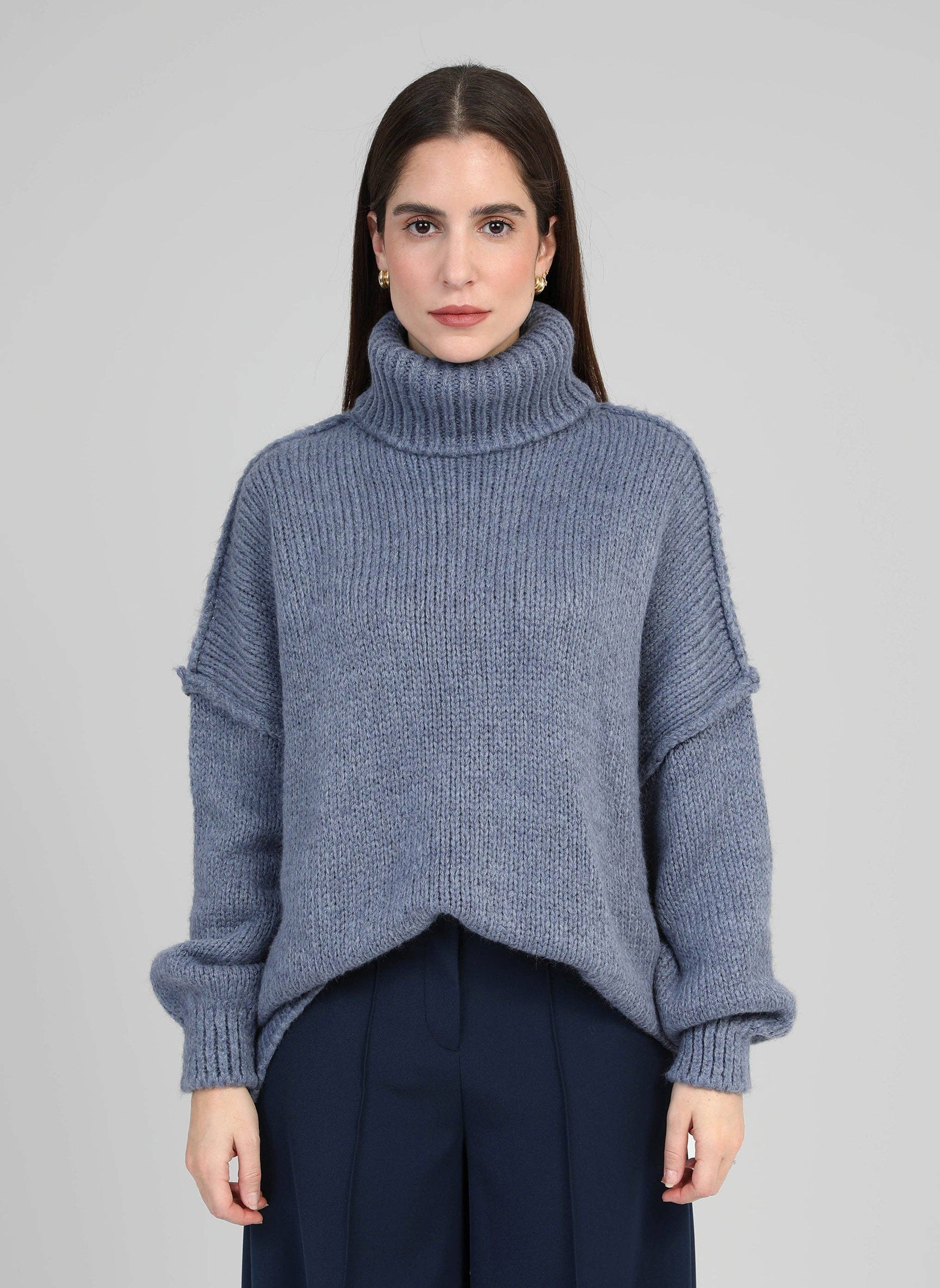 Maglione dolcevita oversize in maglia spessa blu jean