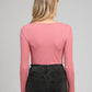 Top a maniche lunghe rosa con scollo quadrato