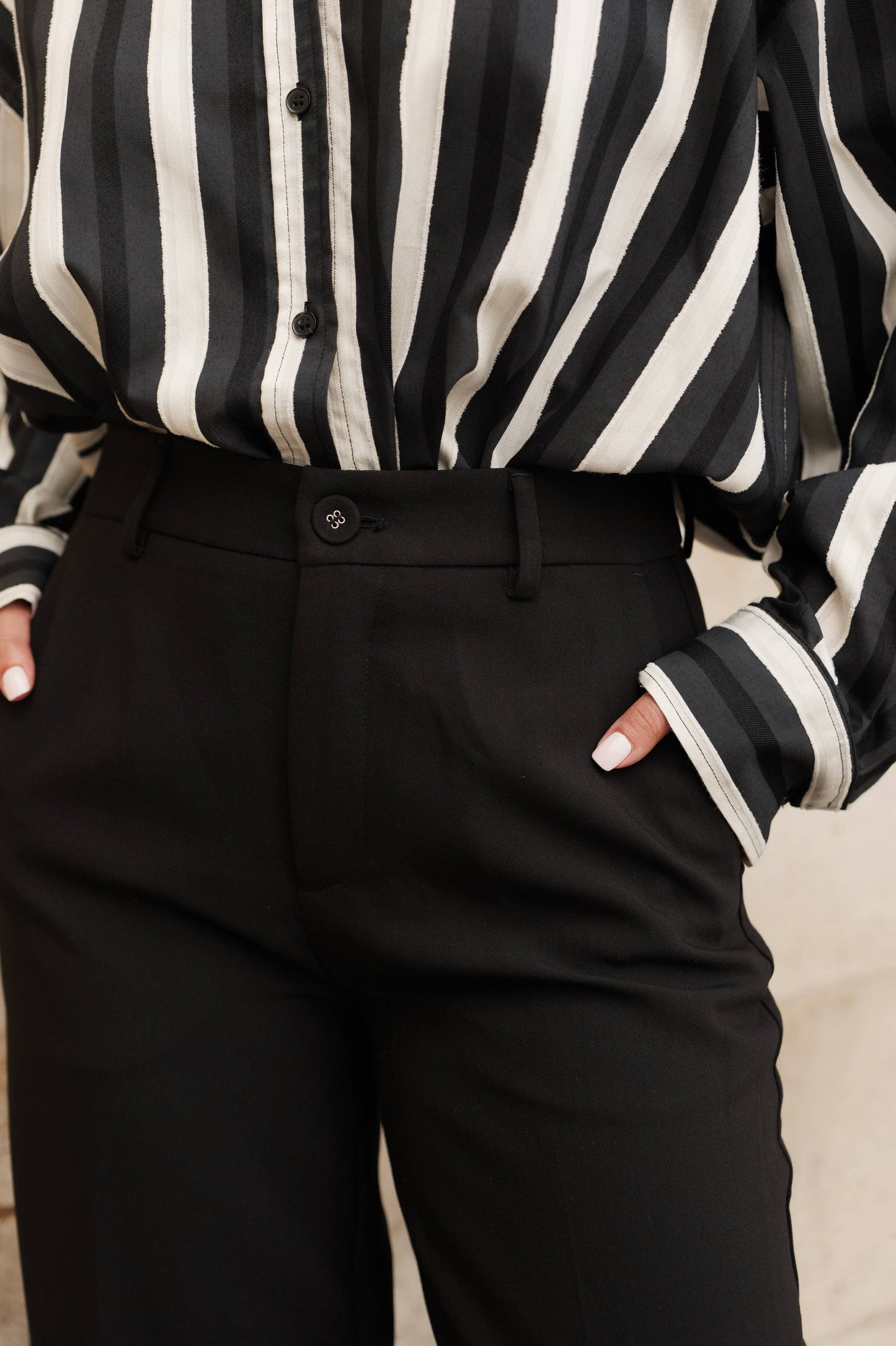 Pantaloni sartoriali a gamba larga Coline