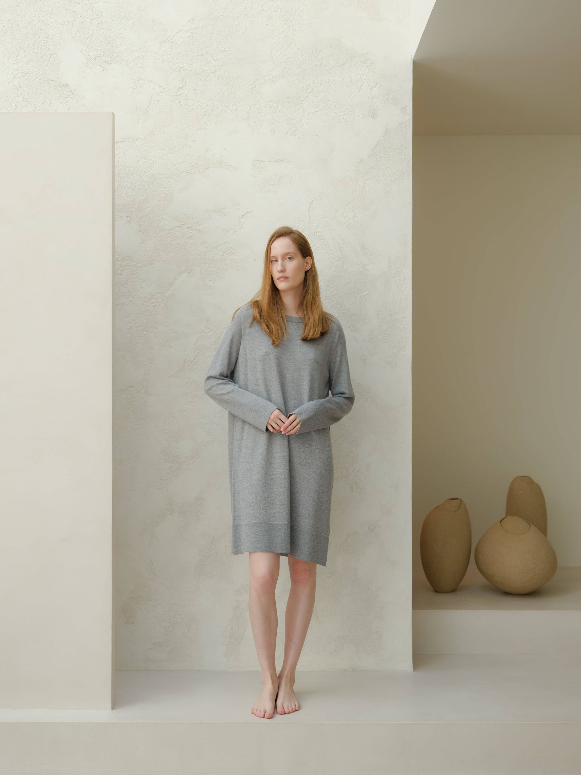 Abito midi girocollo in lana merino extrafine