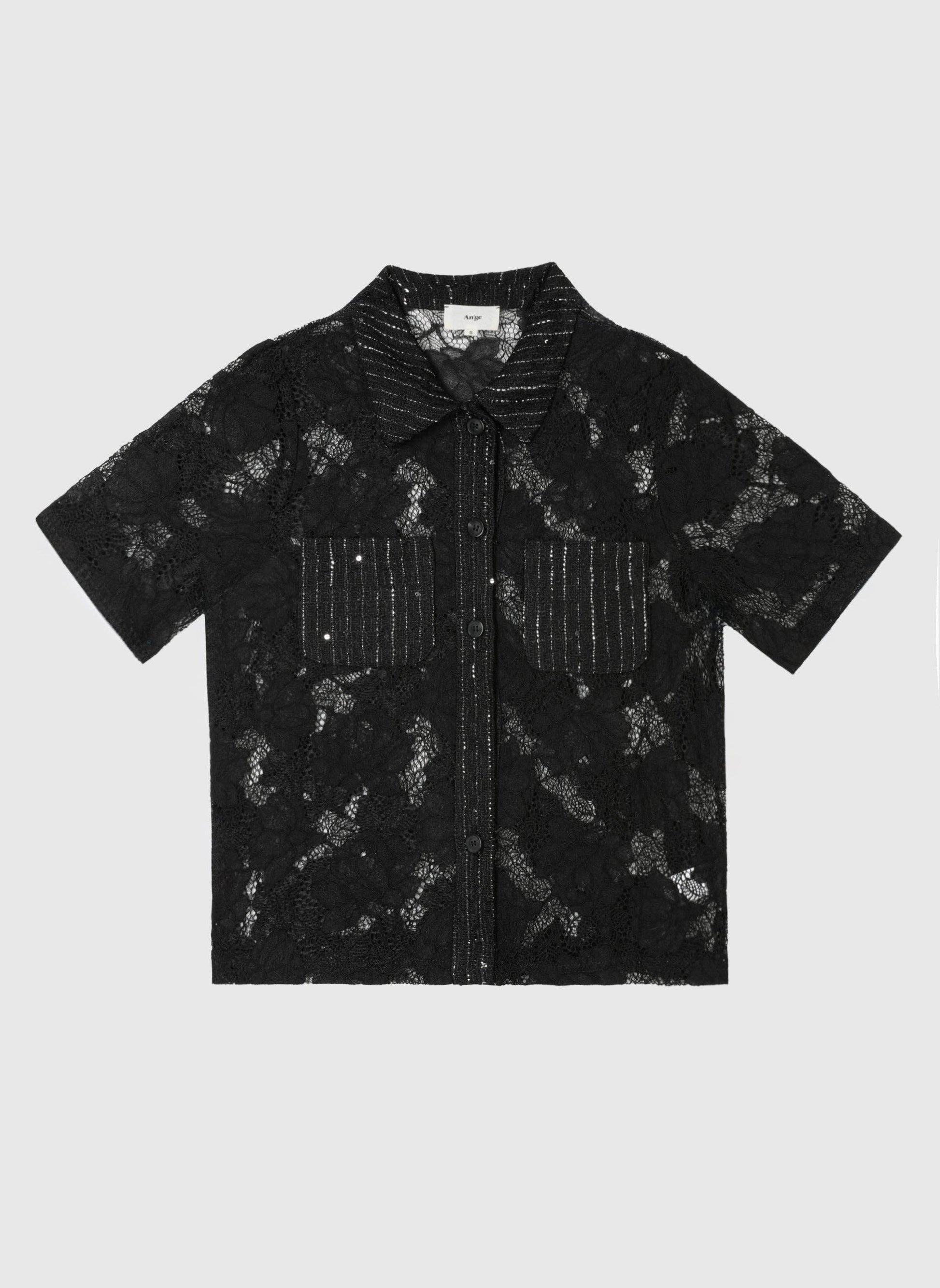 Camicia in pizzo nero con colletto e maniche corte
