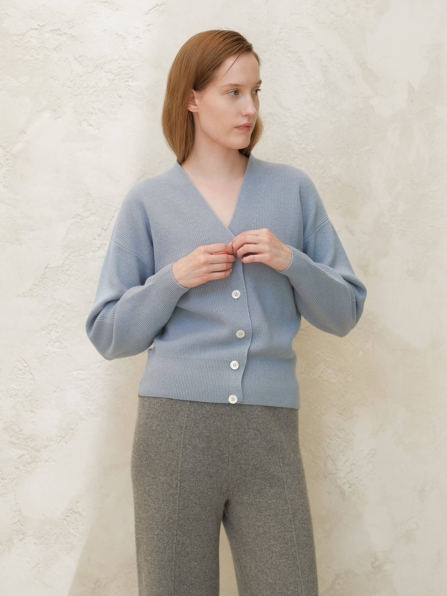 Cardigan a coste in misto cashmere minimal