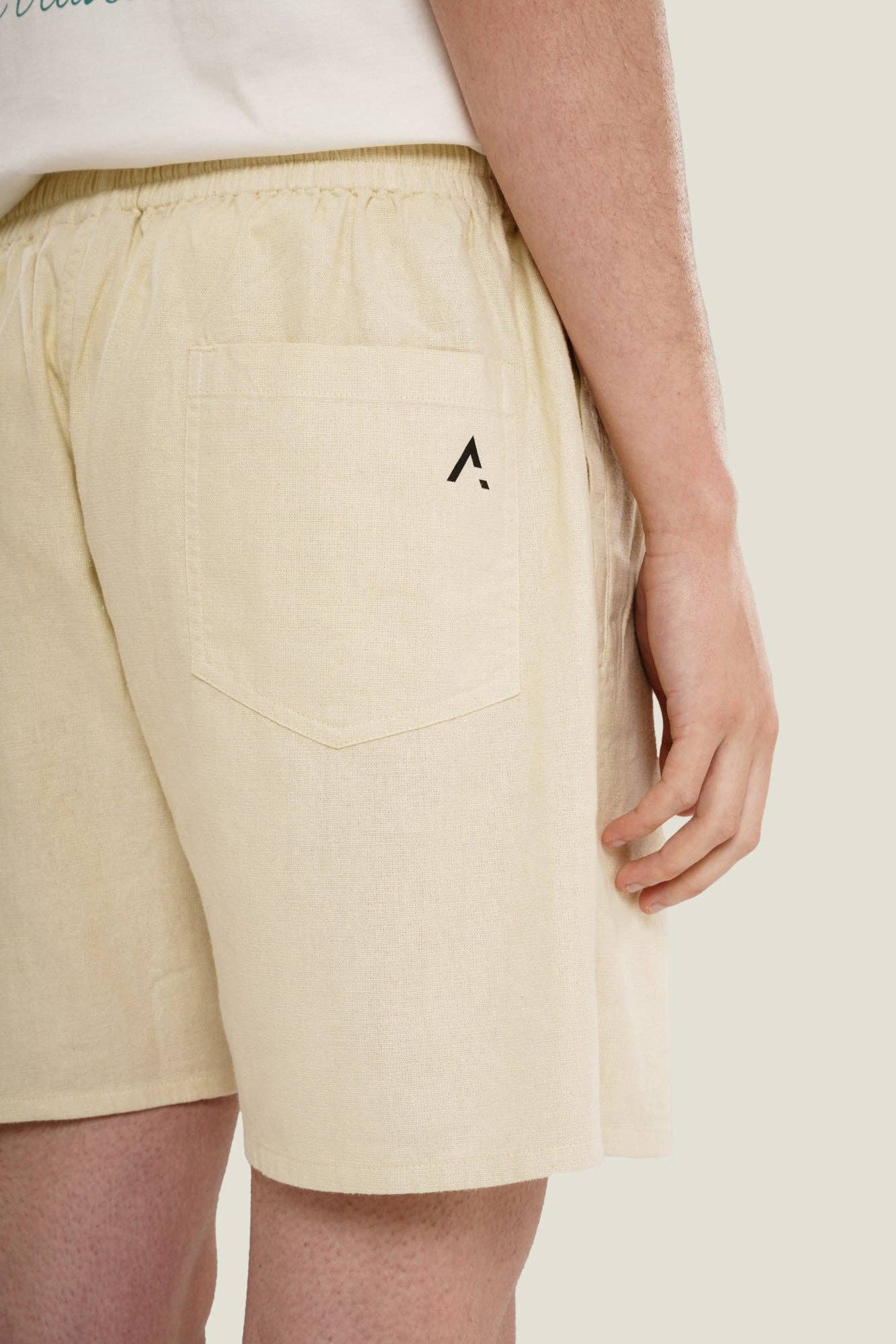 Shorts in lino color crema