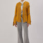 Cardigan in maglia senape con cintura a contrasto