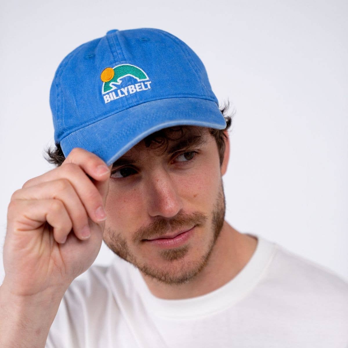 Cappellino in cotone washed azzurro cielo