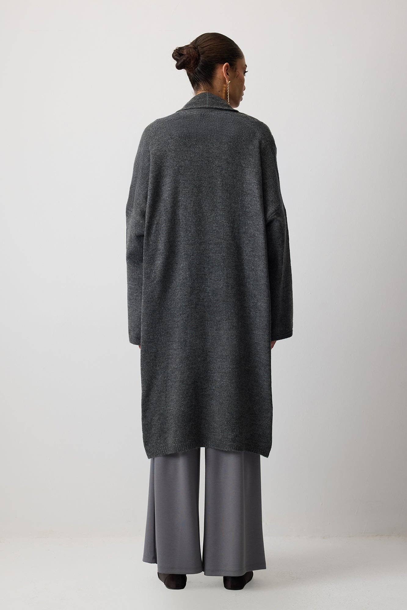 Cardigan oversize in maglia con tasche