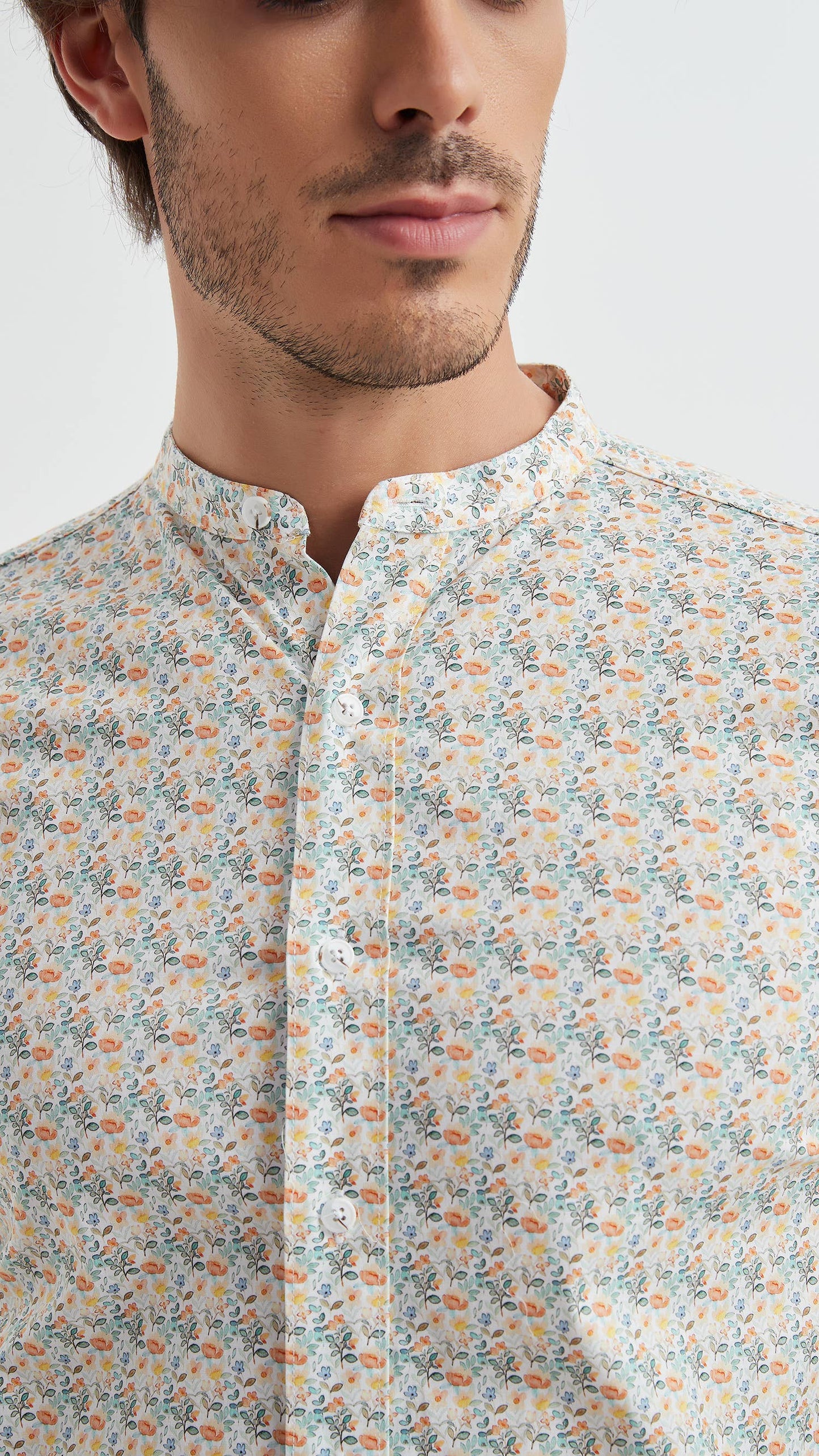 Camicia uomo premium con stampa floreale digitale e colletto alla coreana