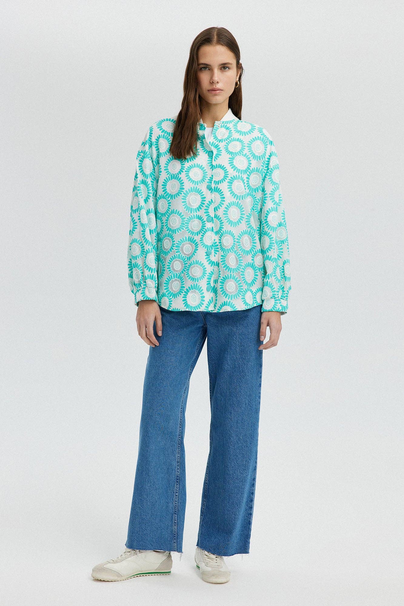 Bomber in pizzo floreale verde menta