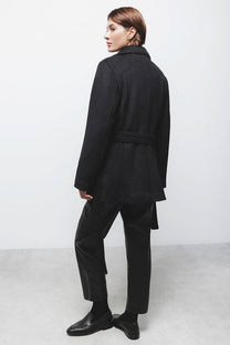Cappotto doppiopetto con cintura