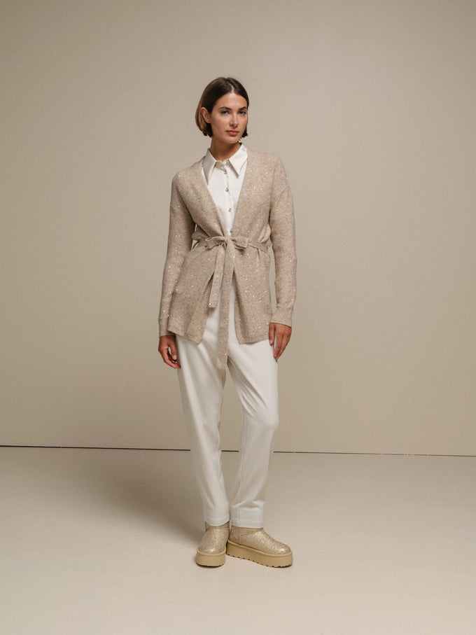 Cardigan in maglia con cintura e micro paillettes