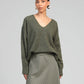 Maglione oversize Livya verde militare con scollo a V