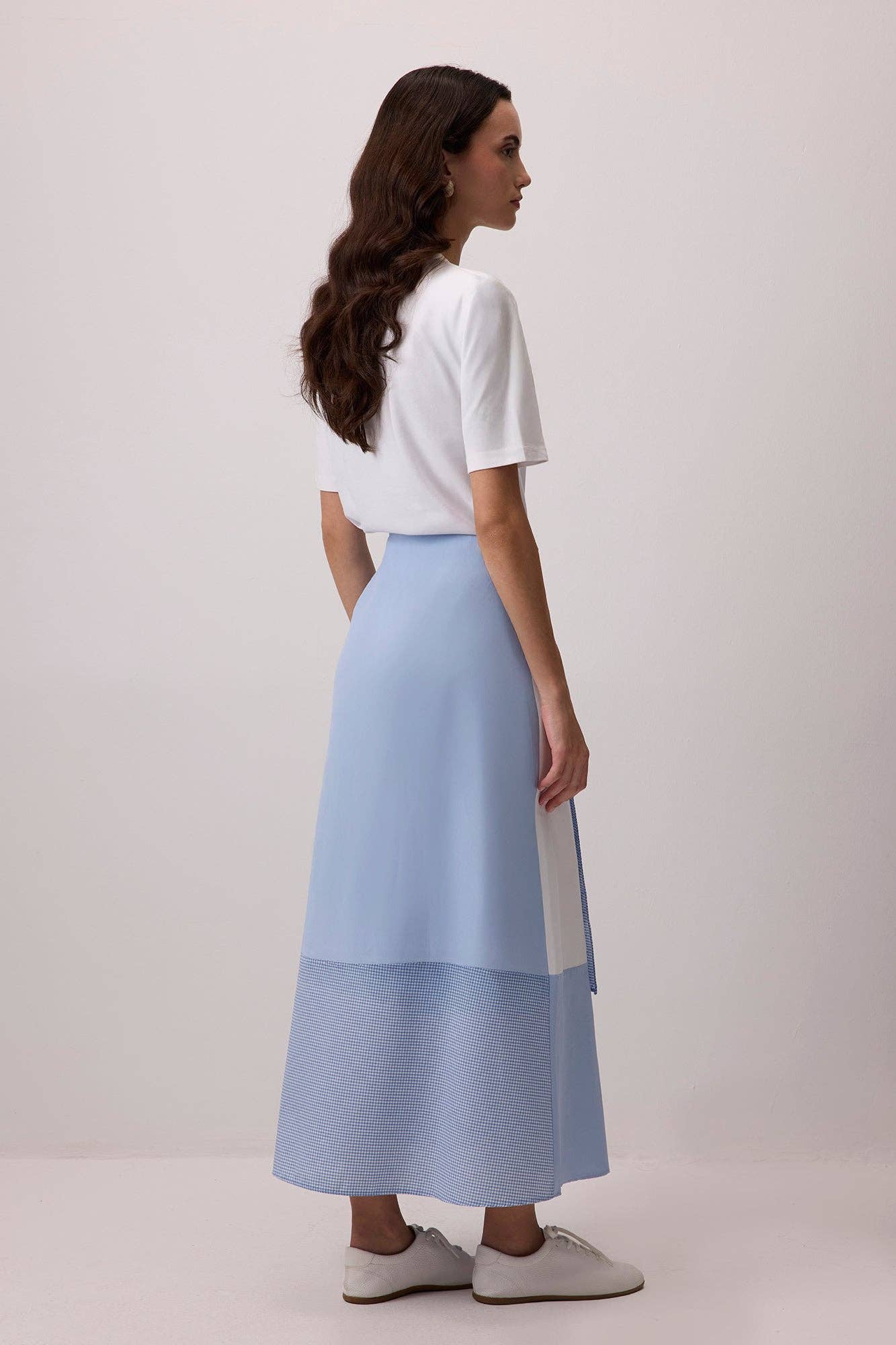 Gonna maxi vichy blu e bianco a contrasto