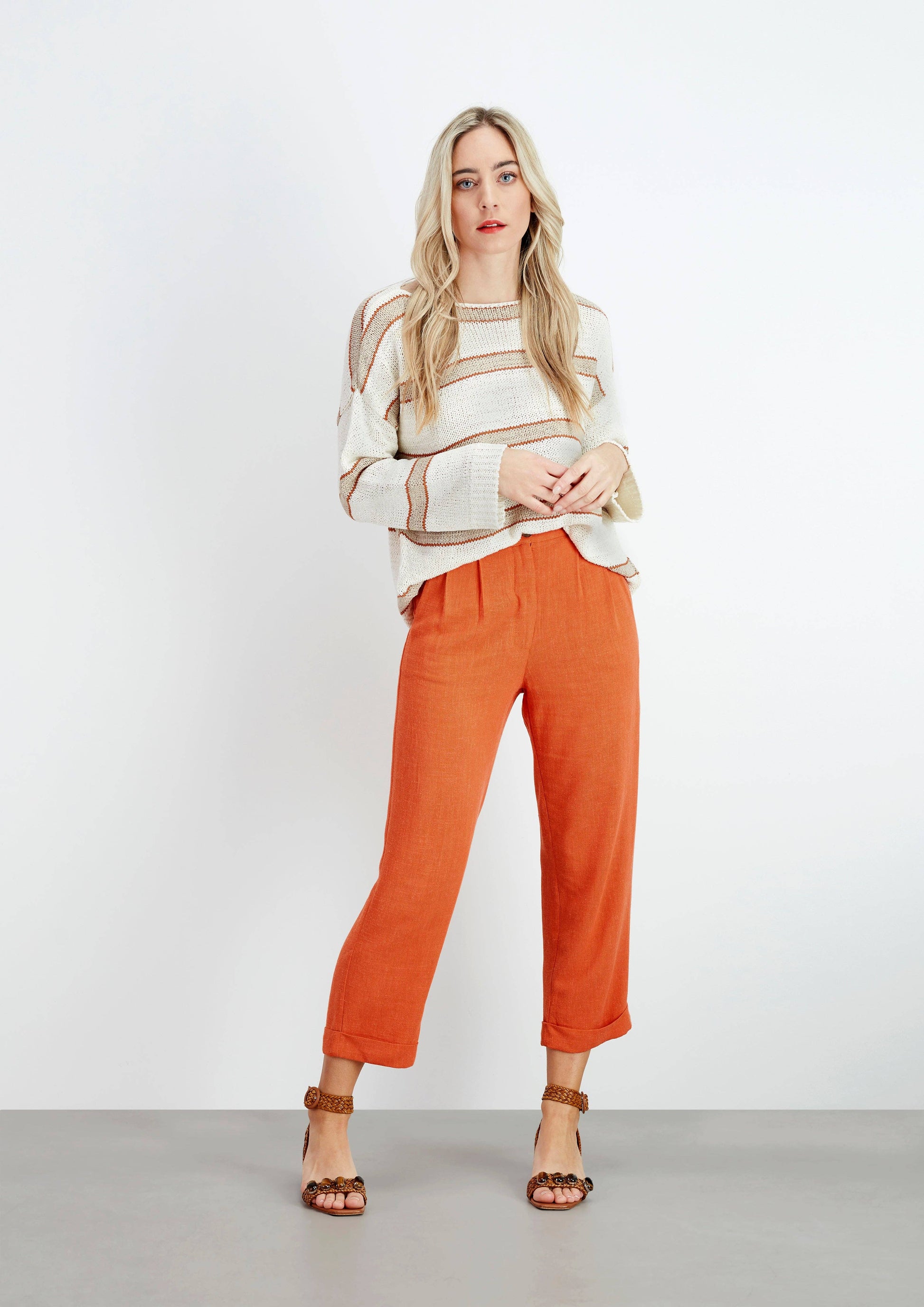 Maglione morbido a righe dal fit comodo