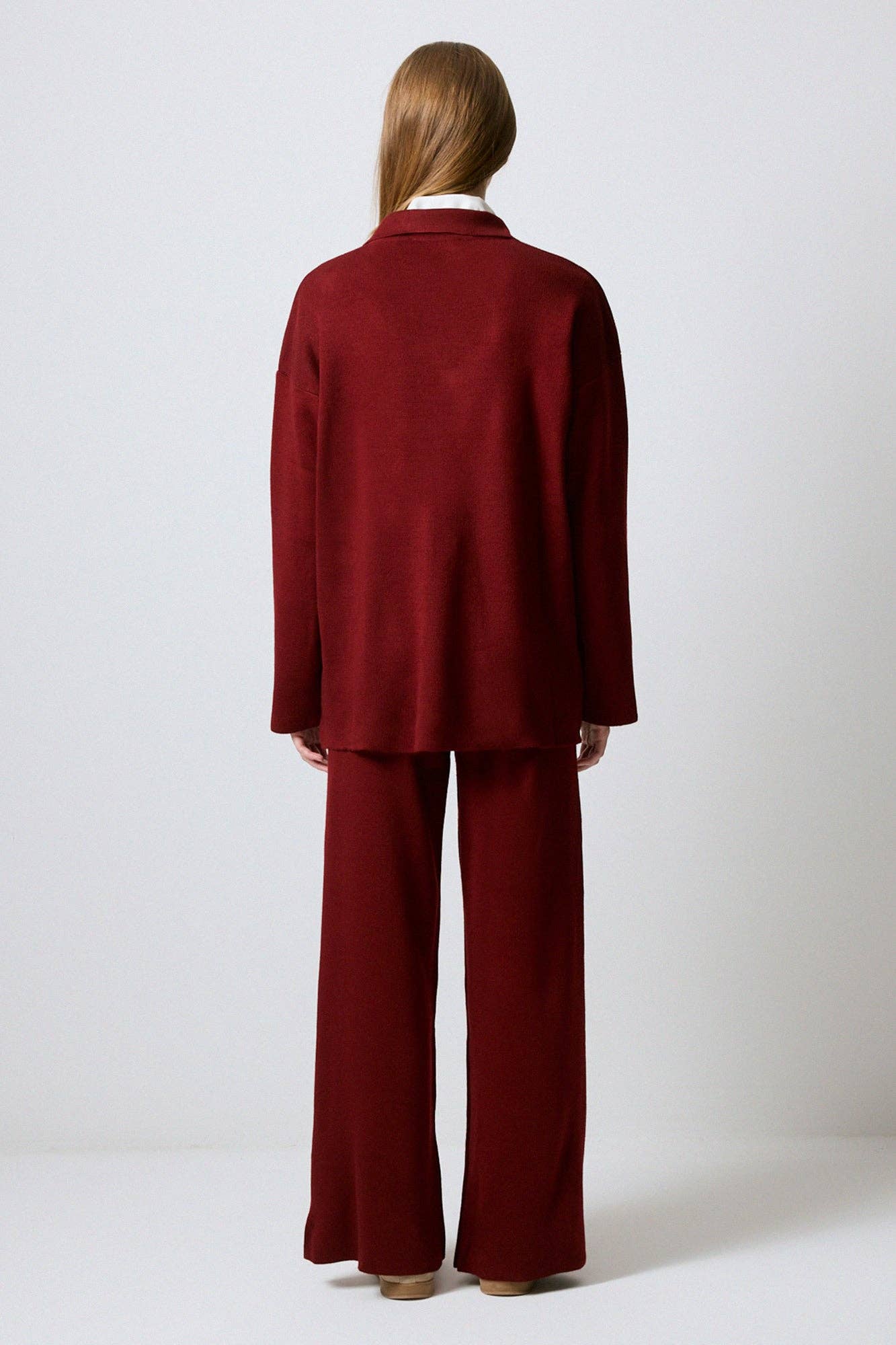 Set tunica e pantaloni in maglia con colletto a coste
